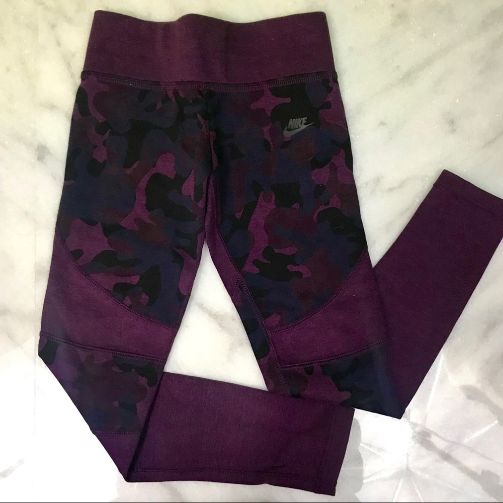 nike • plum purple blue camo printed leggings s